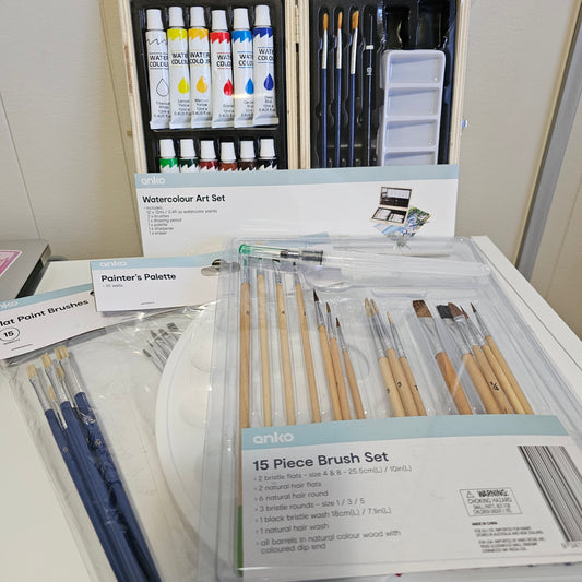 Supplies - Anko  Watercolour Set including Brush Sets and Palette